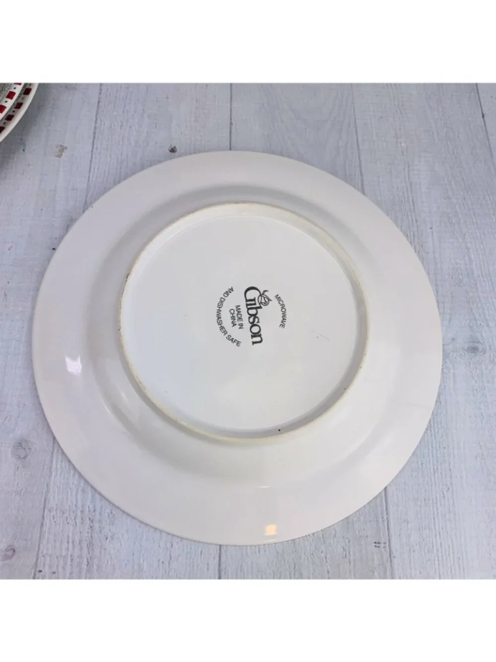 Gibson SNOWMAN Tree Red Block Christmas Stoneware Lunch Salad Plates Set 4